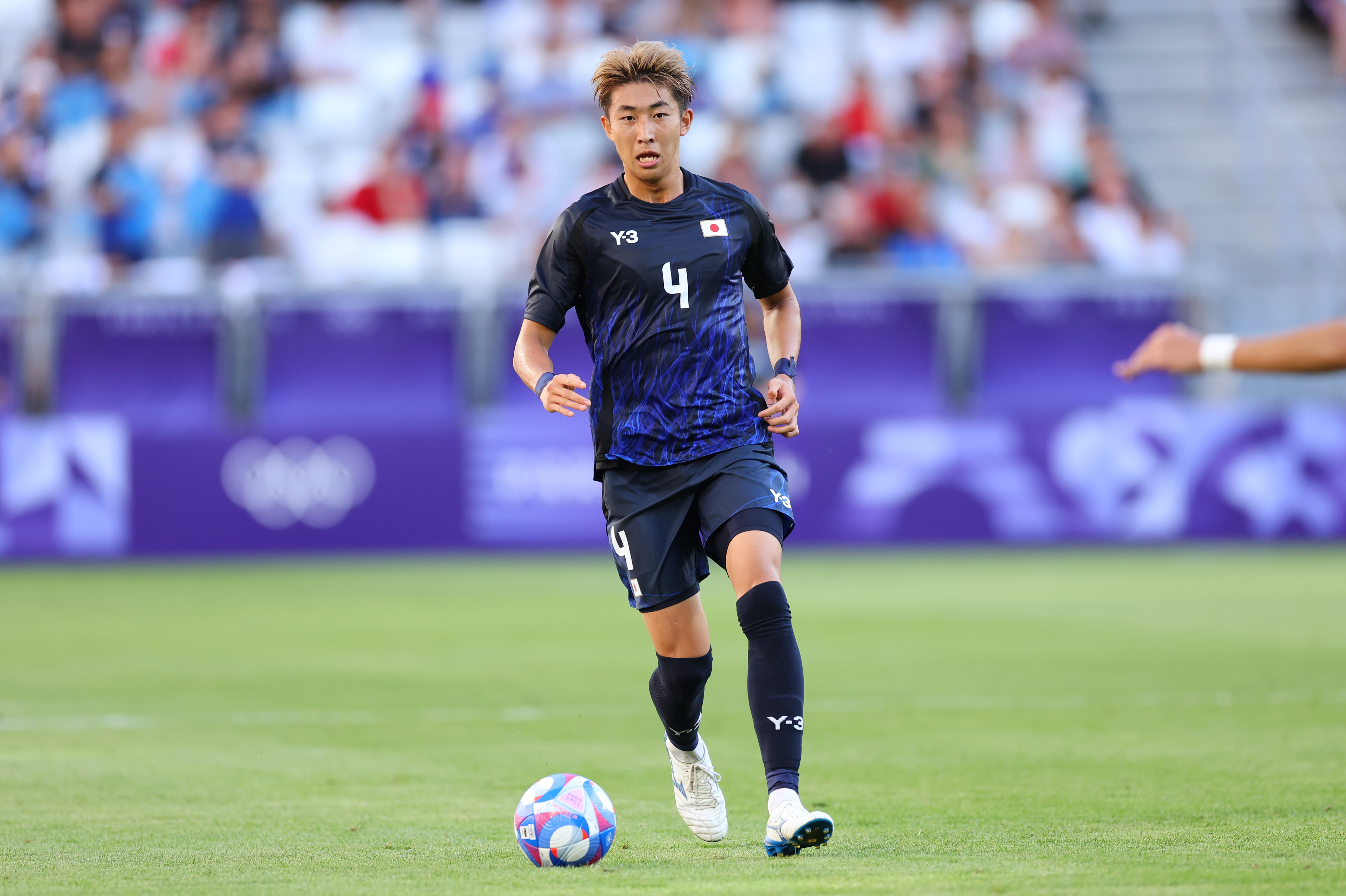 日媒：萊斯特城有意22歲日本國腳關(guān)根大輝，已派球探現場(chǎng)考察